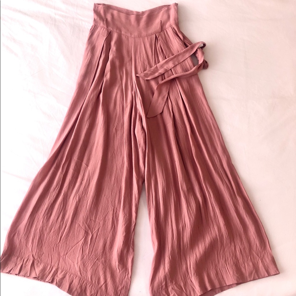 S/W/F High-Waisted Pants
